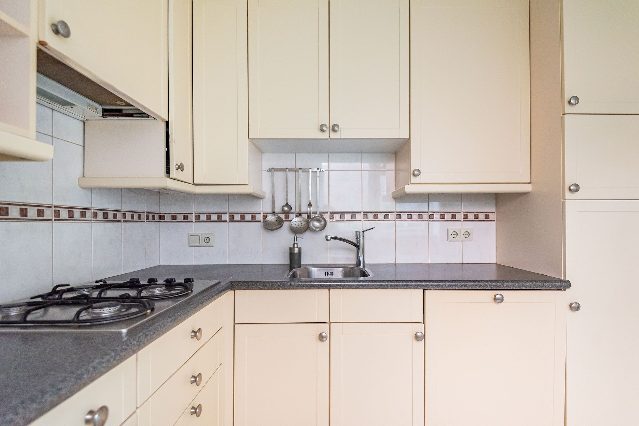 Foto 15 van Deken Nijkampstraat 20