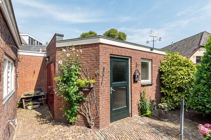 Foto 38 van Deken Nijkampstraat 20