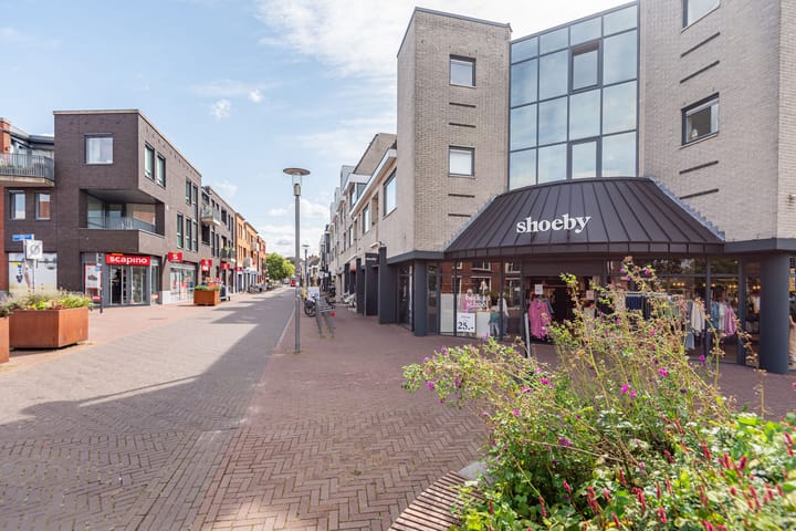 Foto 41 van Deken Nijkampstraat 20