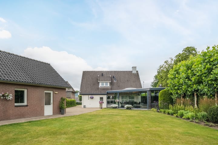 Photo 50 of Houtbroekdijk 19