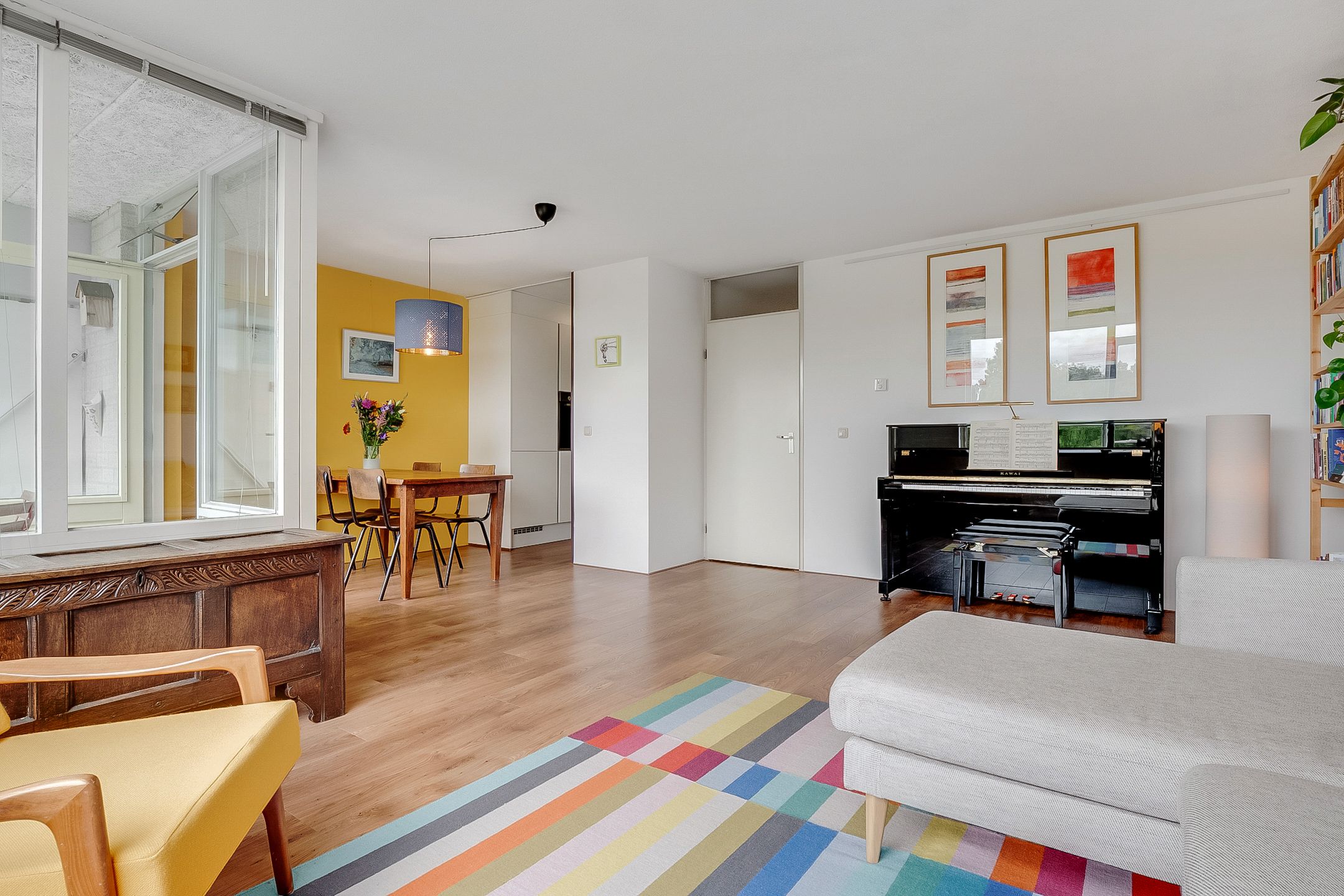 Photo 18 of Aartsbisschop Romerostraat 411