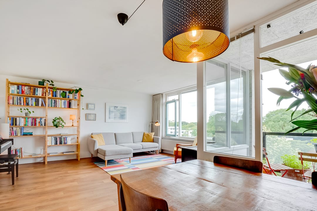 Photo 22 of Aartsbisschop Romerostraat 411