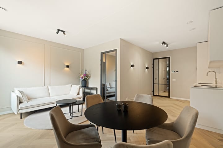 Foto 1 van Lutonhof 333