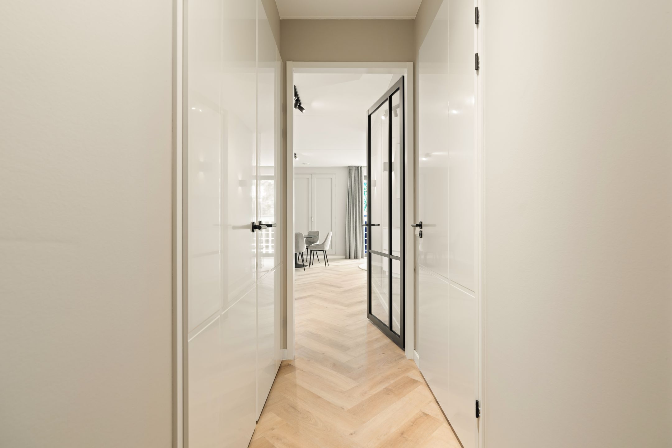 Foto 6 van Lutonhof 333