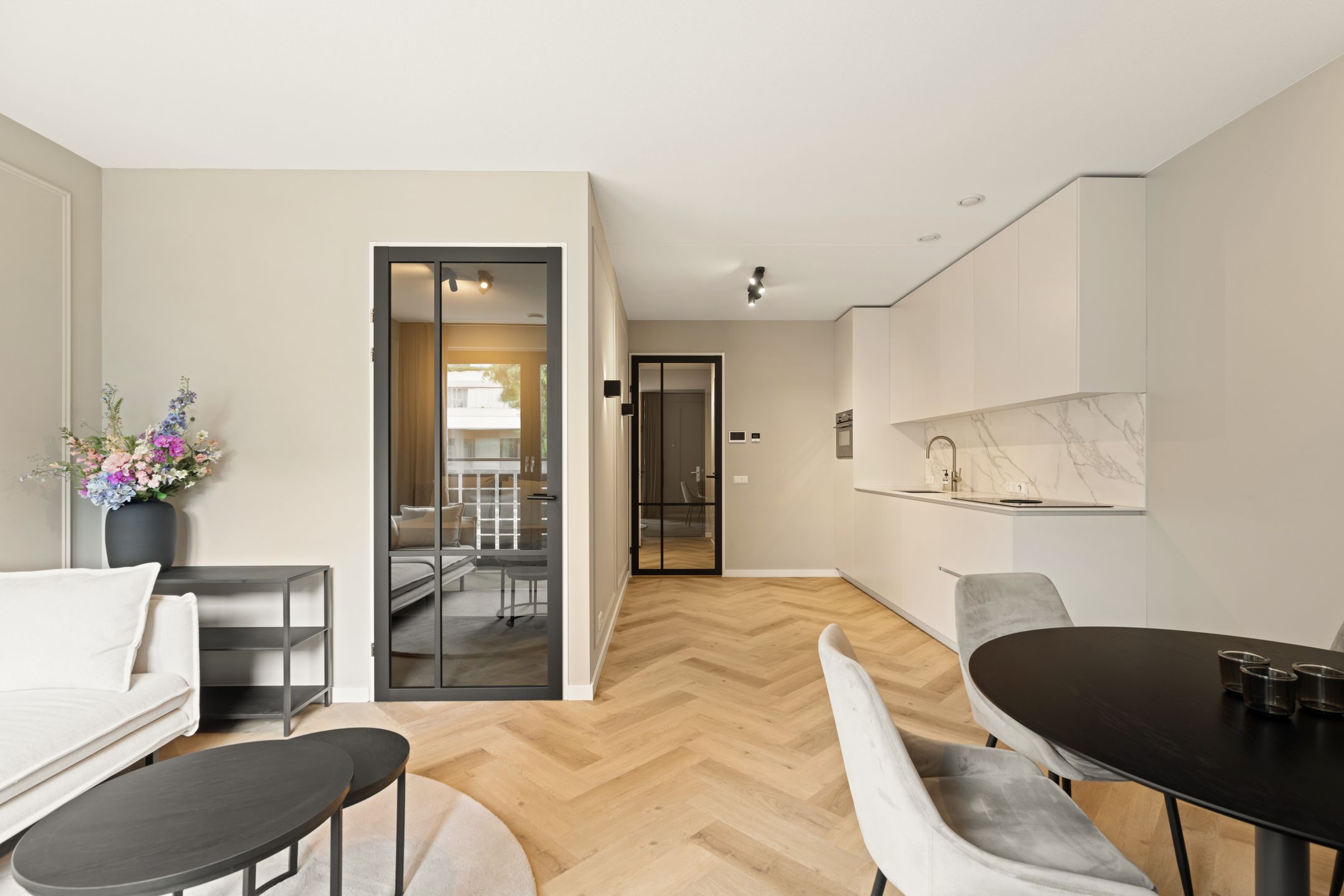 Foto 12 van Lutonhof 333