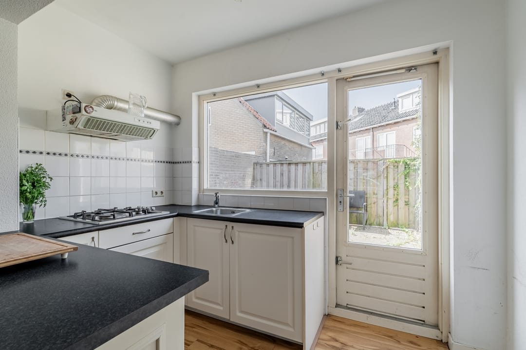 Foto 17 van Quarles van Uffordstraat 73