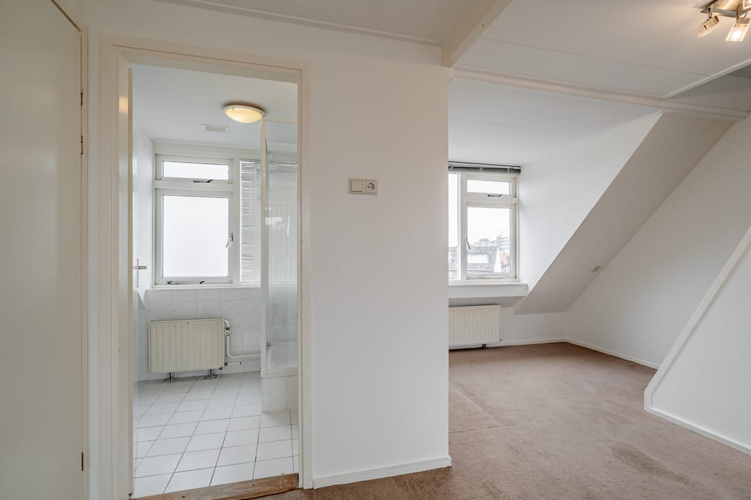 Foto 38 van Quarles van Uffordstraat 73