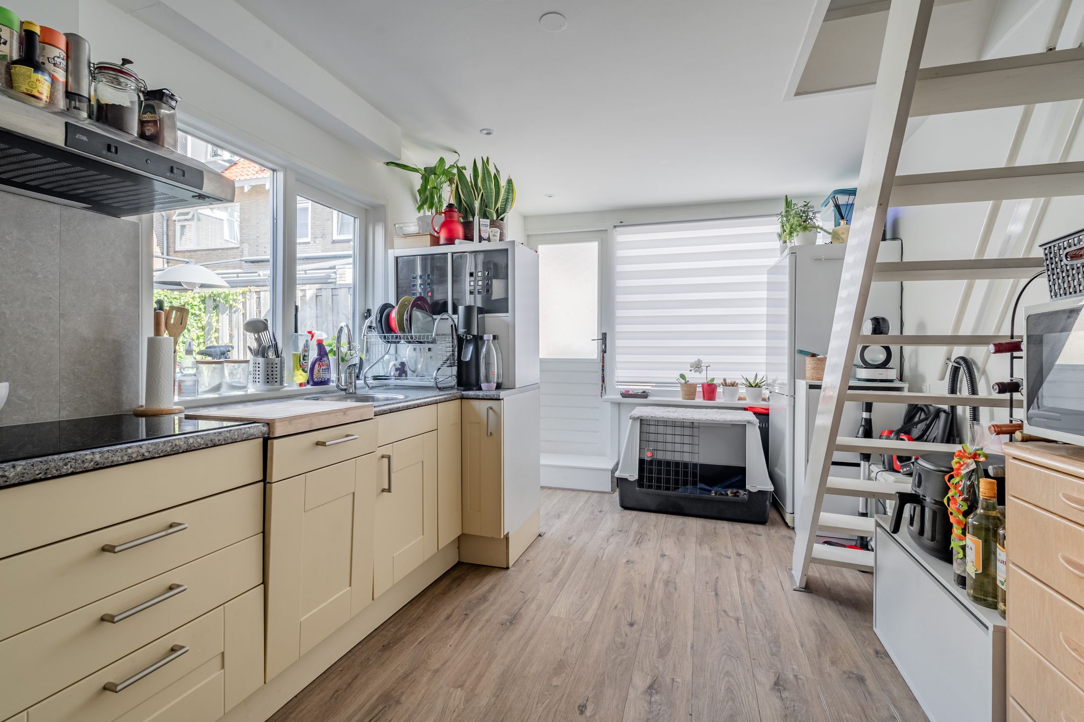 Foto 48 van Quarles van Uffordstraat 73