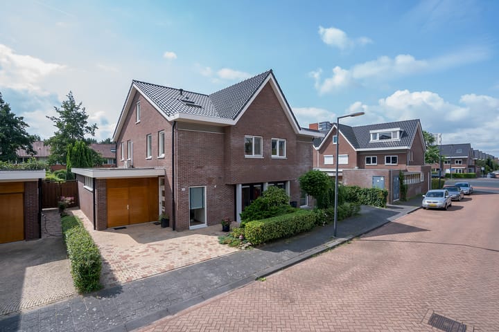 Foto 64 van Gerrit Rietveldstraat 26