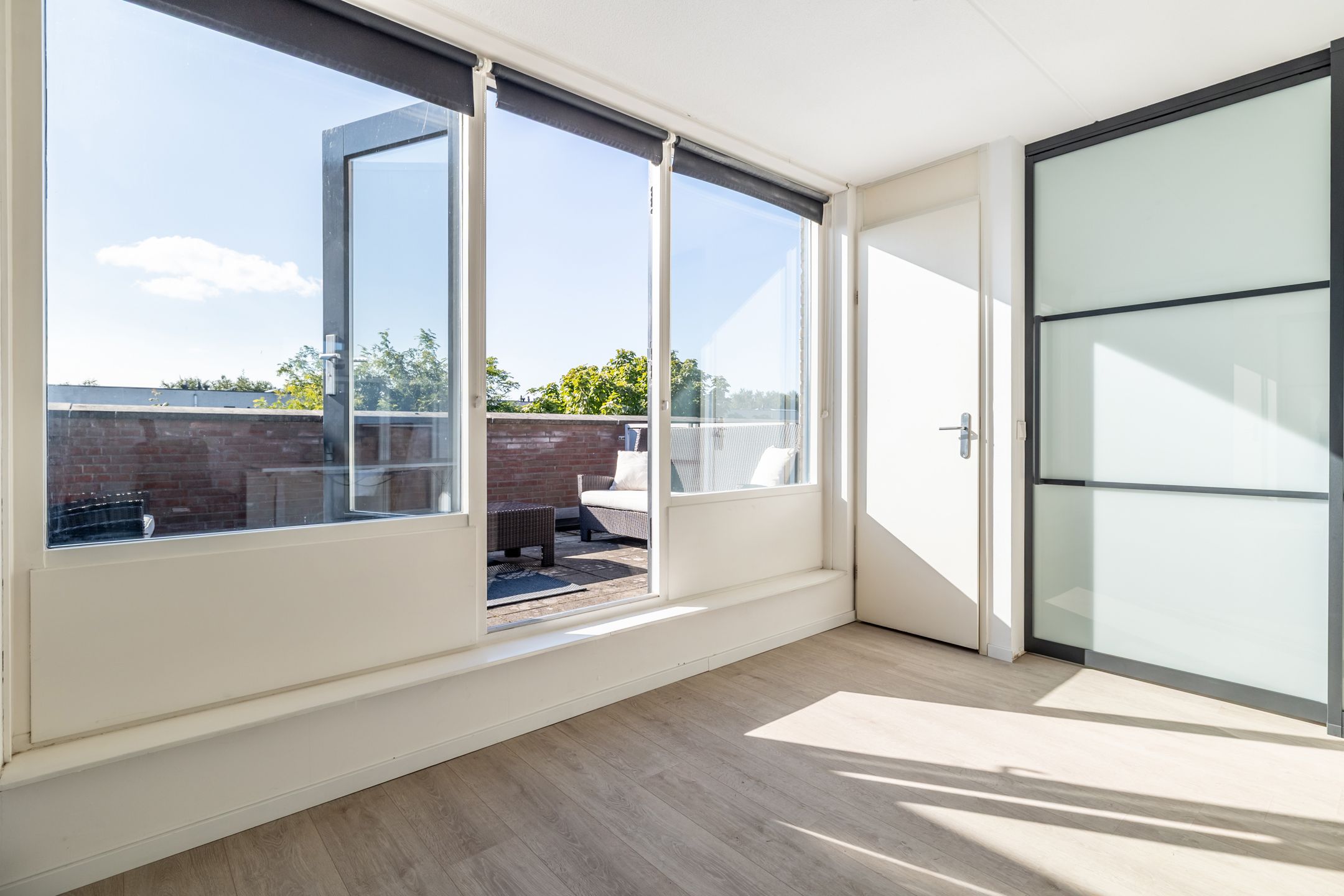 Foto 27 van Vuurvlinder 16