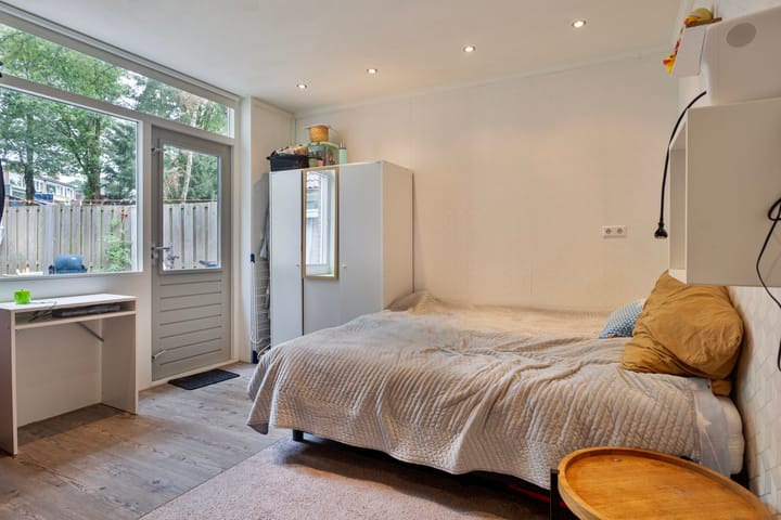 Foto 13 van Mercury 201