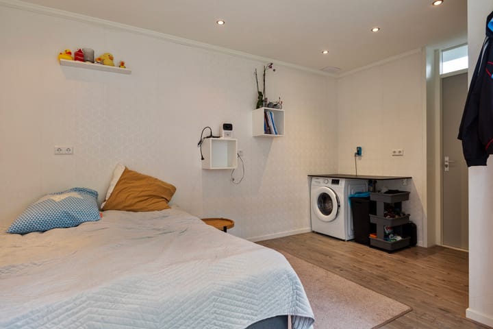 Foto 14 van Mercury 201