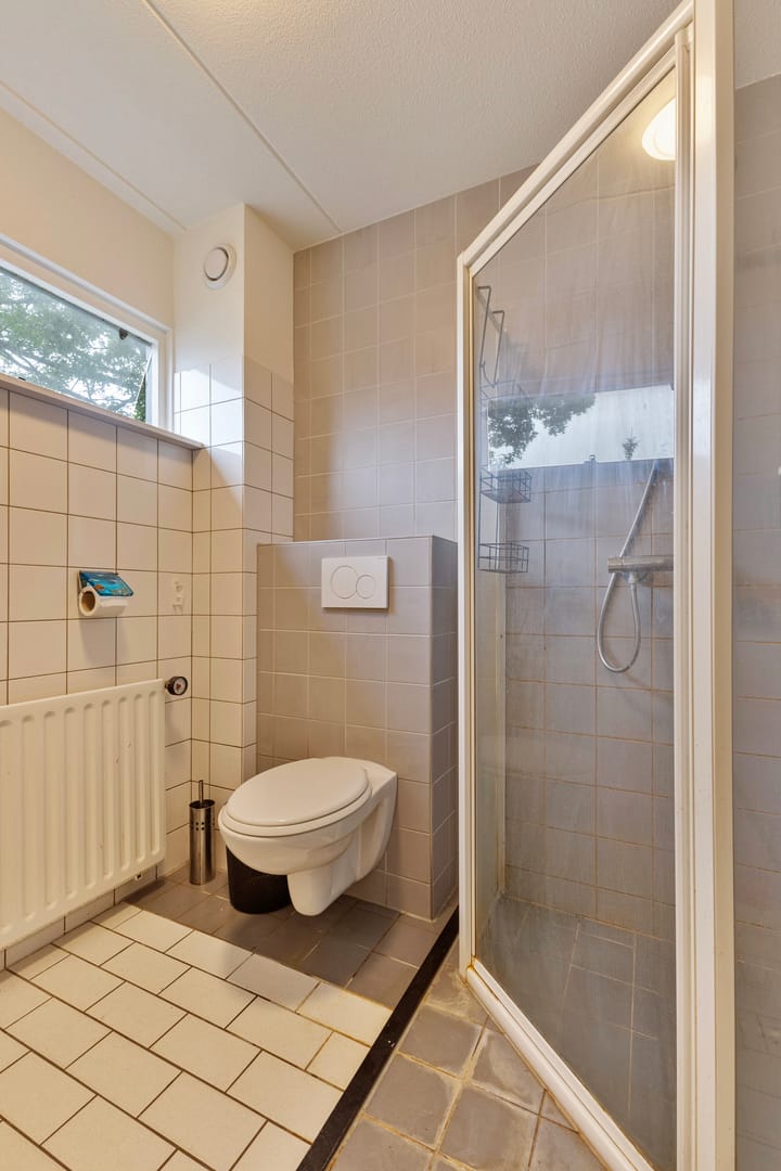 Foto 28 van Mercury 201