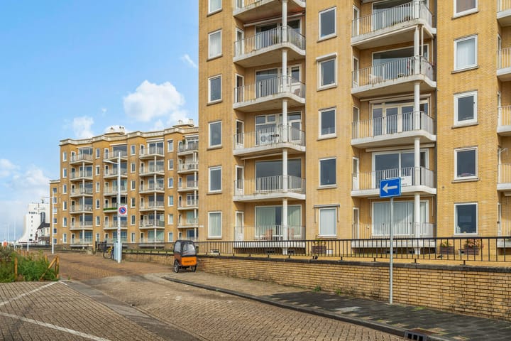 Foto 1 van Zeekant 92-A