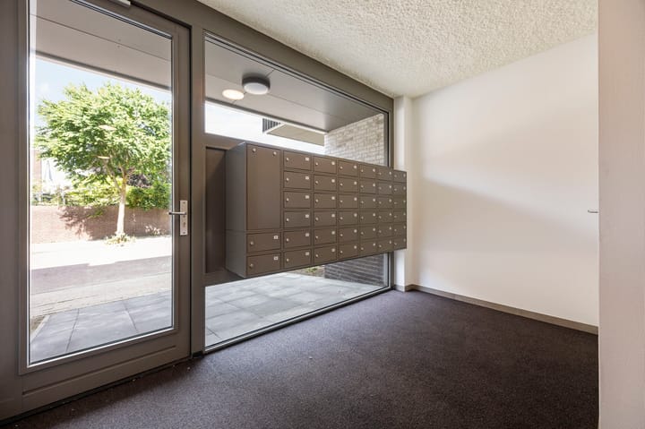 Photo 3 of Ericastraat 29