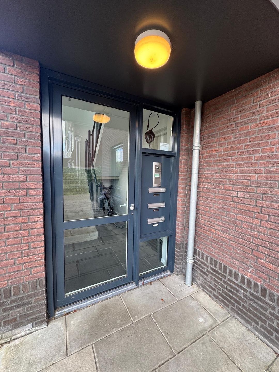 Foto 2 van Burgemeester van Meetelenstraat 18