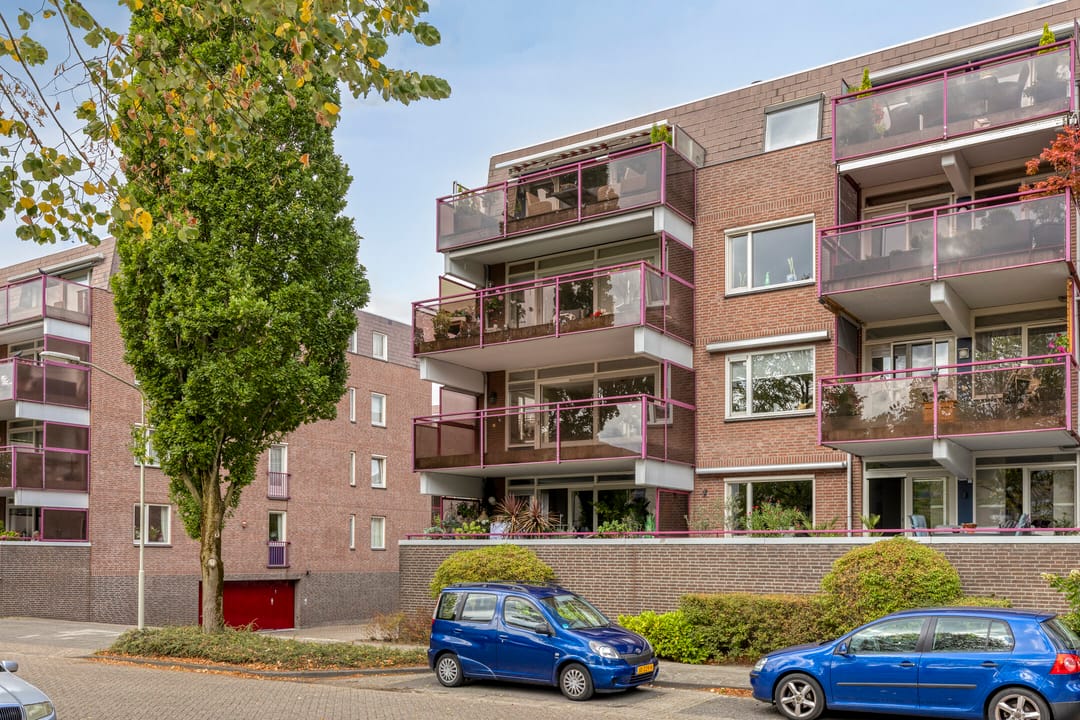 Photo 2 of Hartenvier 59