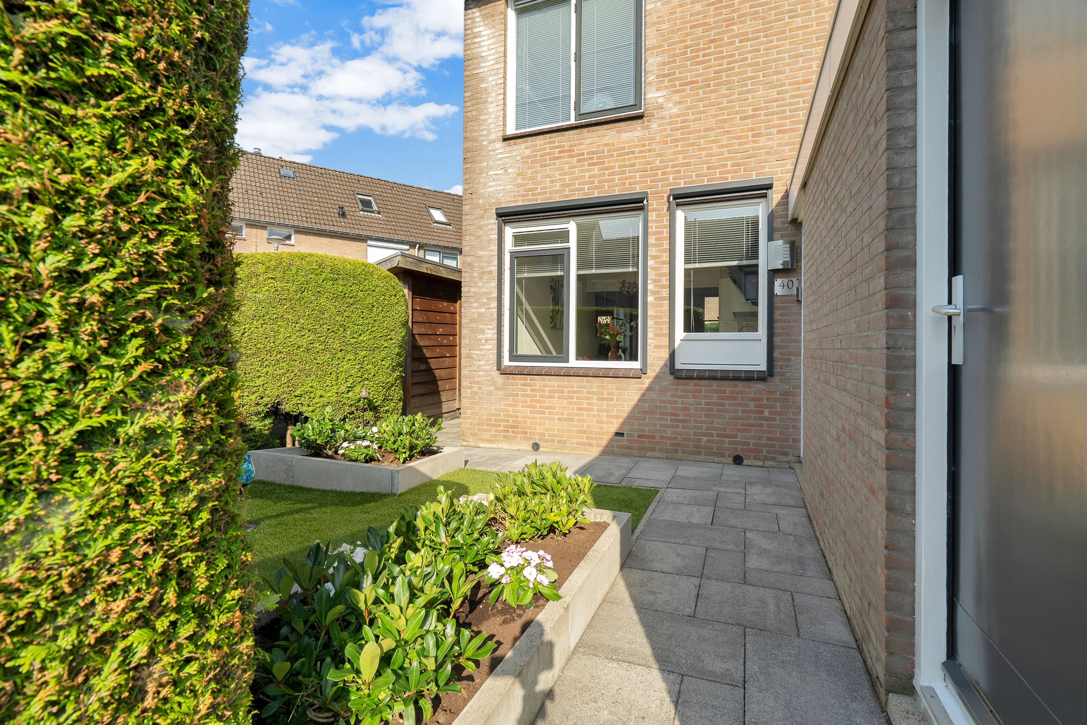 Photo 3 of Van Maanenware 40