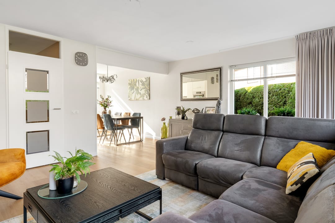 Photo 8 of Van Maanenware 40