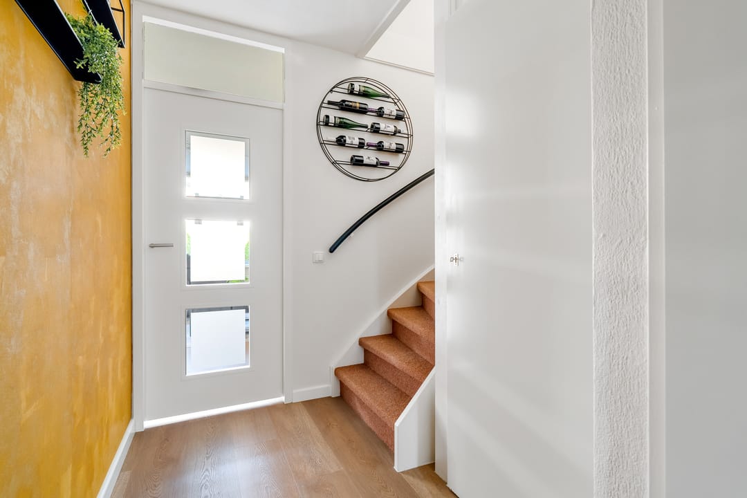 Photo 13 of Van Maanenware 40