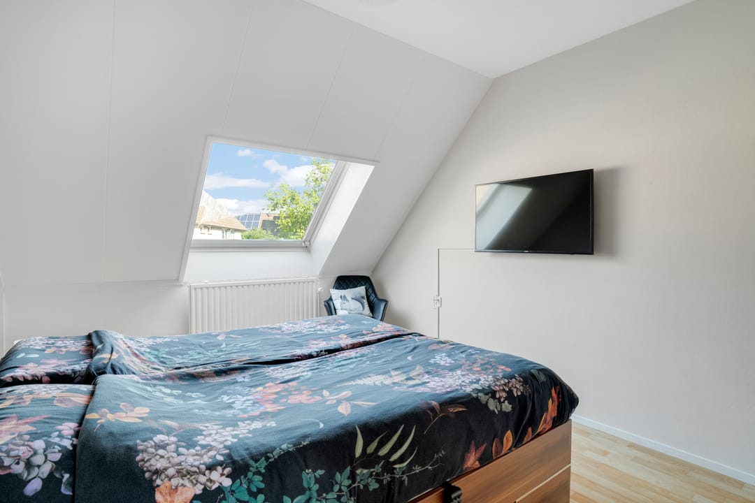 Photo 16 of Van Maanenware 40