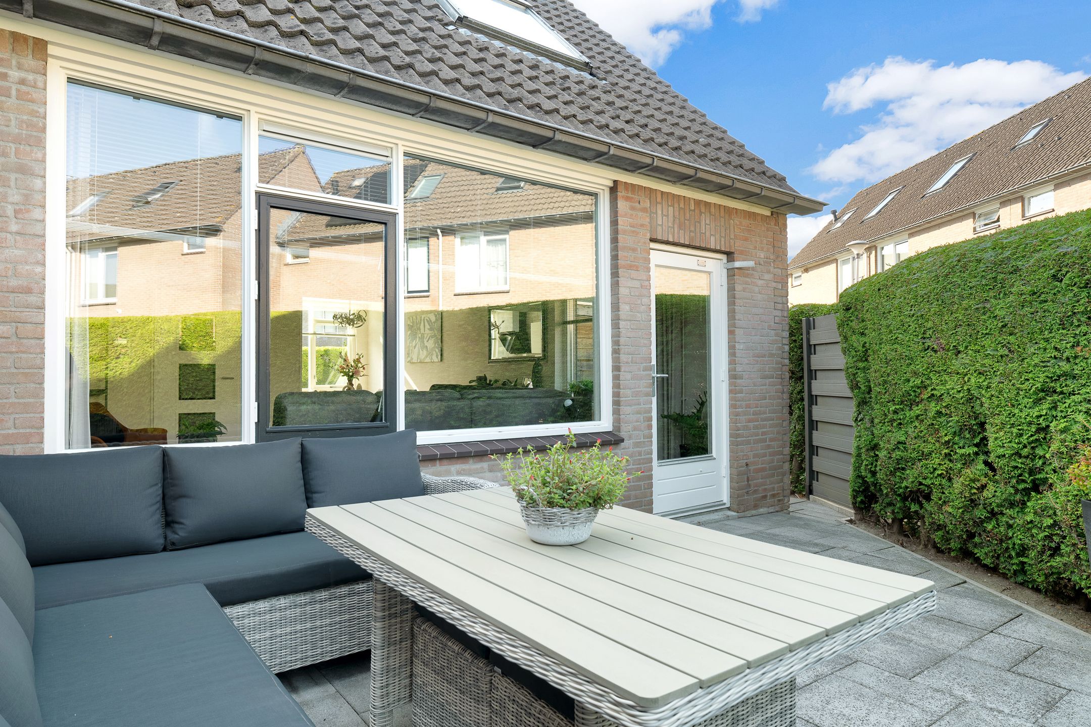 Photo 33 of Van Maanenware 40