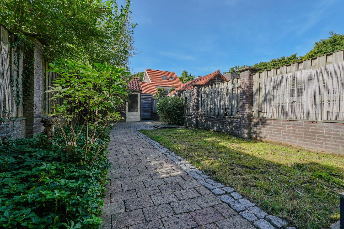 Foto 25 van Laan van Kernhem 93