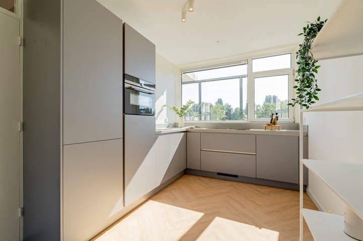 Foto 2 van Van der Hooplaan 144