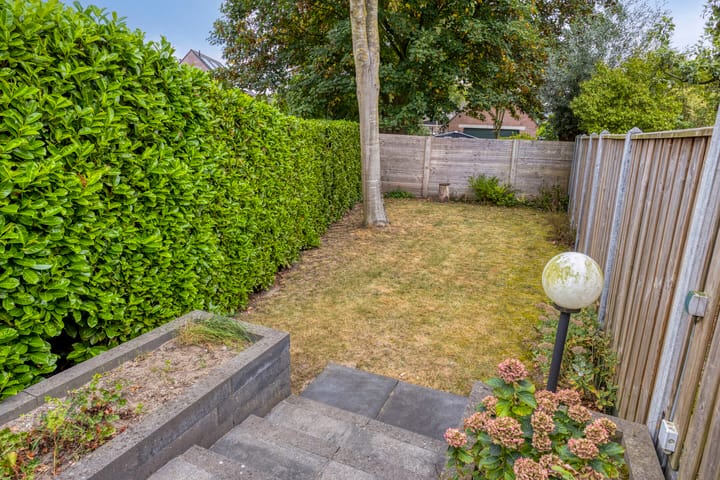 Photo 30 of Irenestraat 9