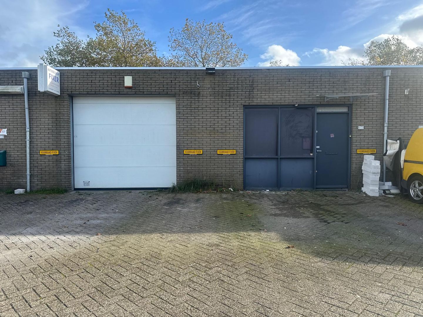 View photo 1 of Markerkant 12 23