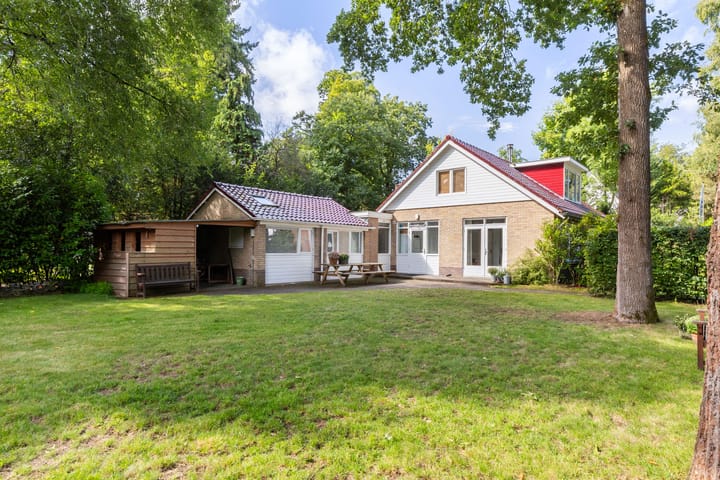 Foto 28 van Dennenlaan 1