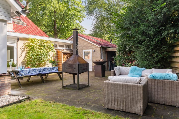 Foto 33 van Dennenlaan 1