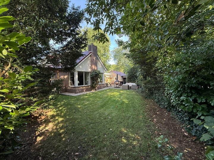 Foto 38 van Dennenlaan 1