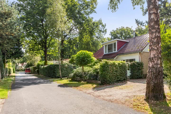 Foto 39 van Dennenlaan 1