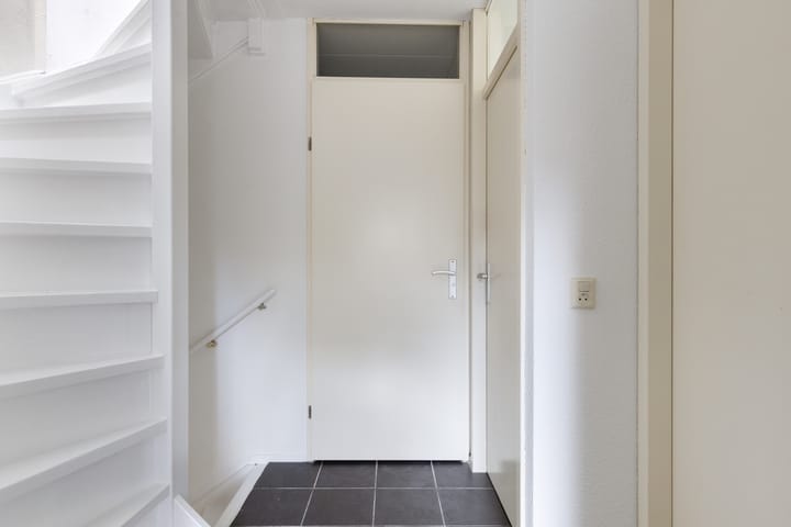 Foto 19 van Locatellistraat 23