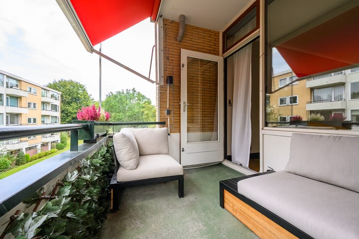 Foto 3 van Merelhof 15