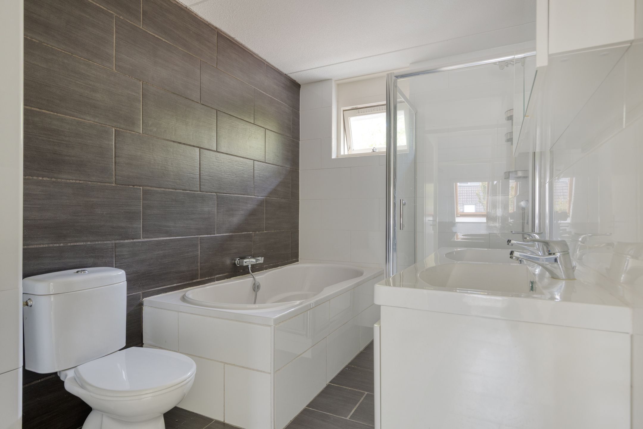 Photo 3 of Locatellistraat 23