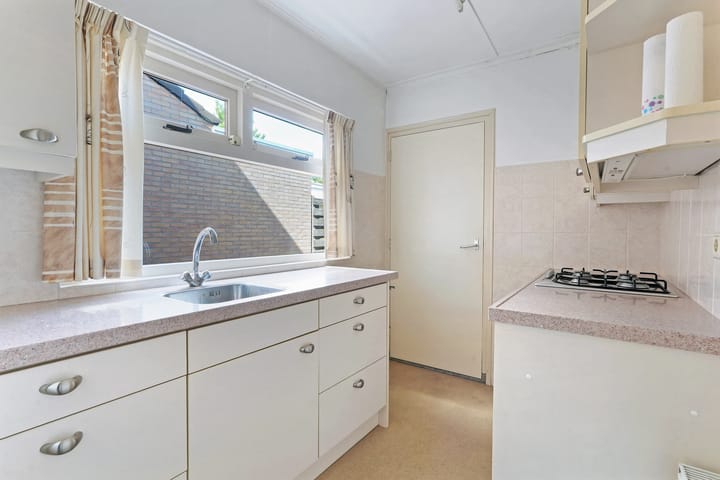 Foto 8 van J.I. Sandersestraat 35