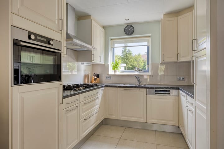 Foto 19 van Schoffelstraat 45