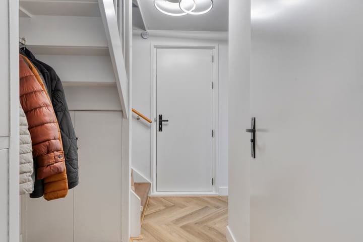 Foto 8 van Robert Stolzhof 53