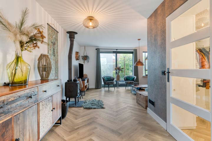 Foto 13 van Robert Stolzhof 53