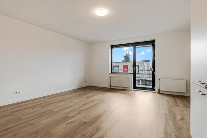 Foto 2 van Wadestein 13