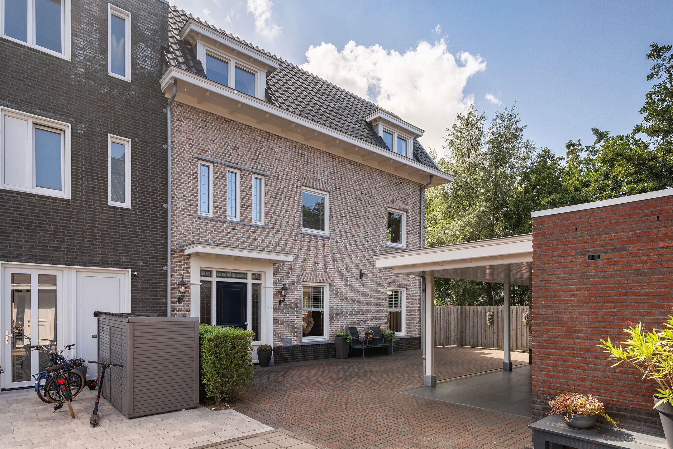 Arend Vijfvinkelplein 20 