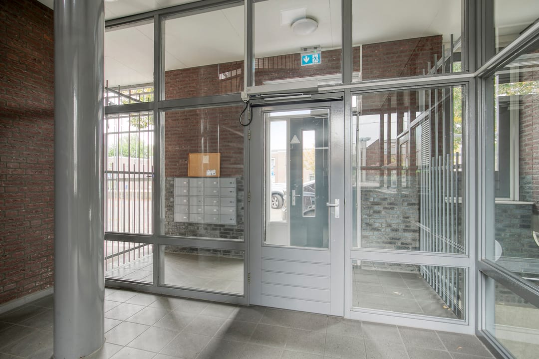 Foto 23 van Oostwal 36-H