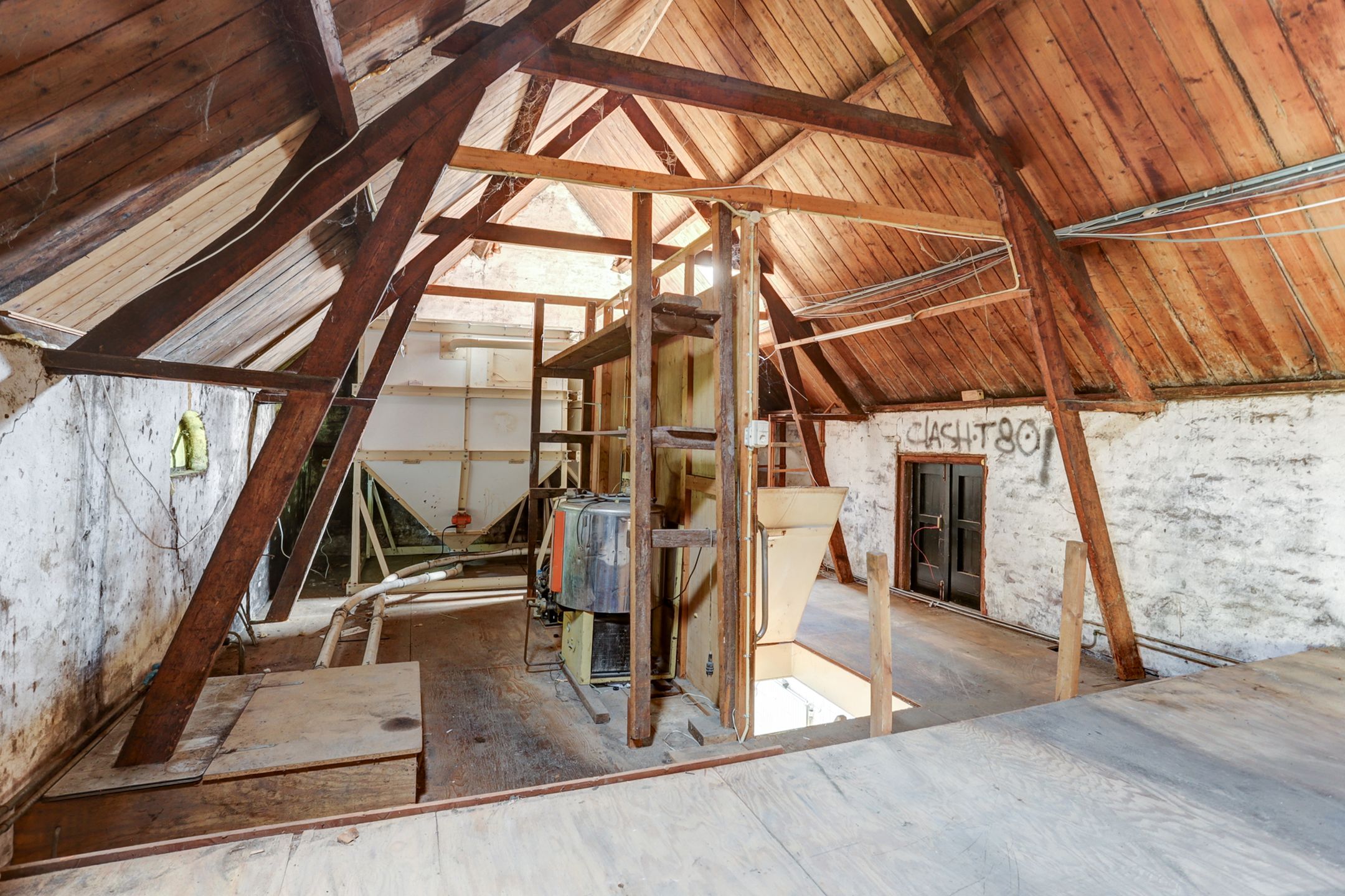 Foto 42 van Julianastraat 28