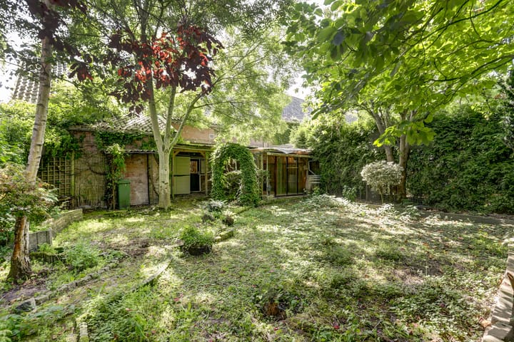 Photo 3 of Julianastraat 28