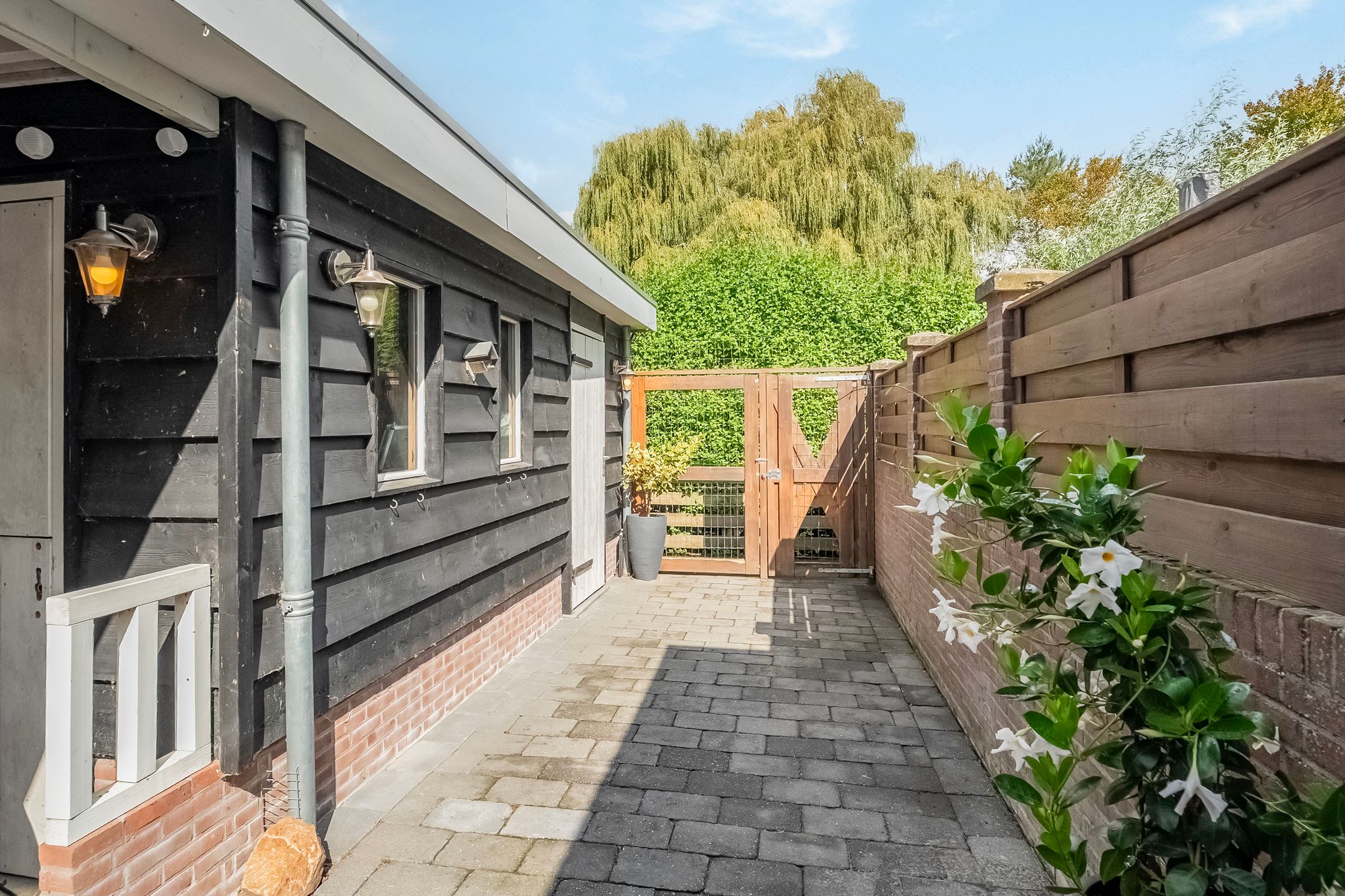 Photo 39 of Verbruggestraat 24