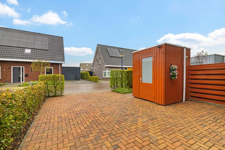 Photo 36 of Gebroeders Bonnemastrjitte 21