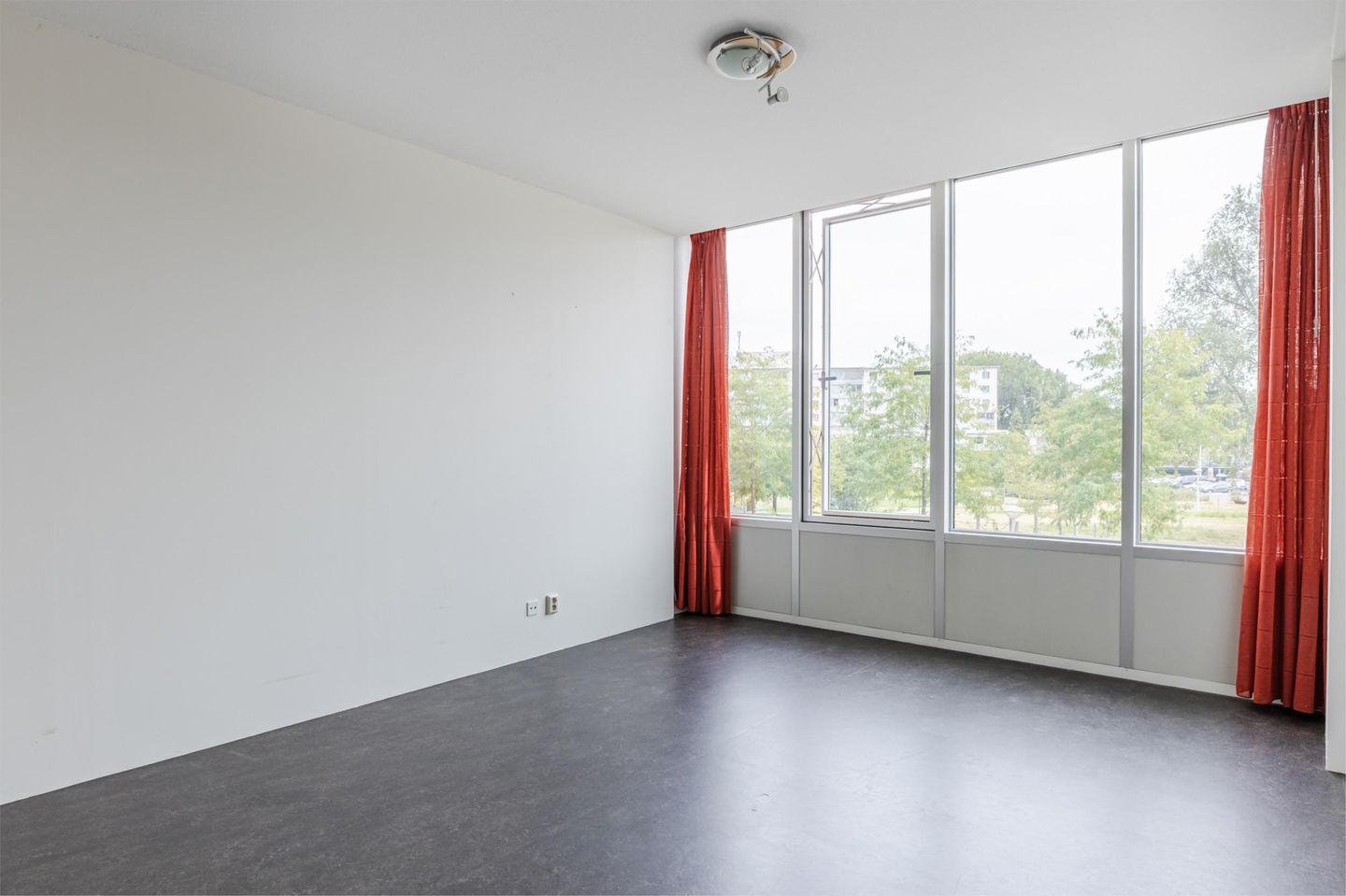 Photo 14 of Bos en Lommerplantsoen 73-F