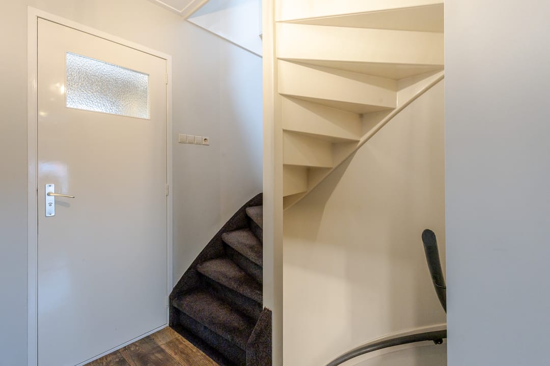 Photo 22 of Frans Halsstraat 8